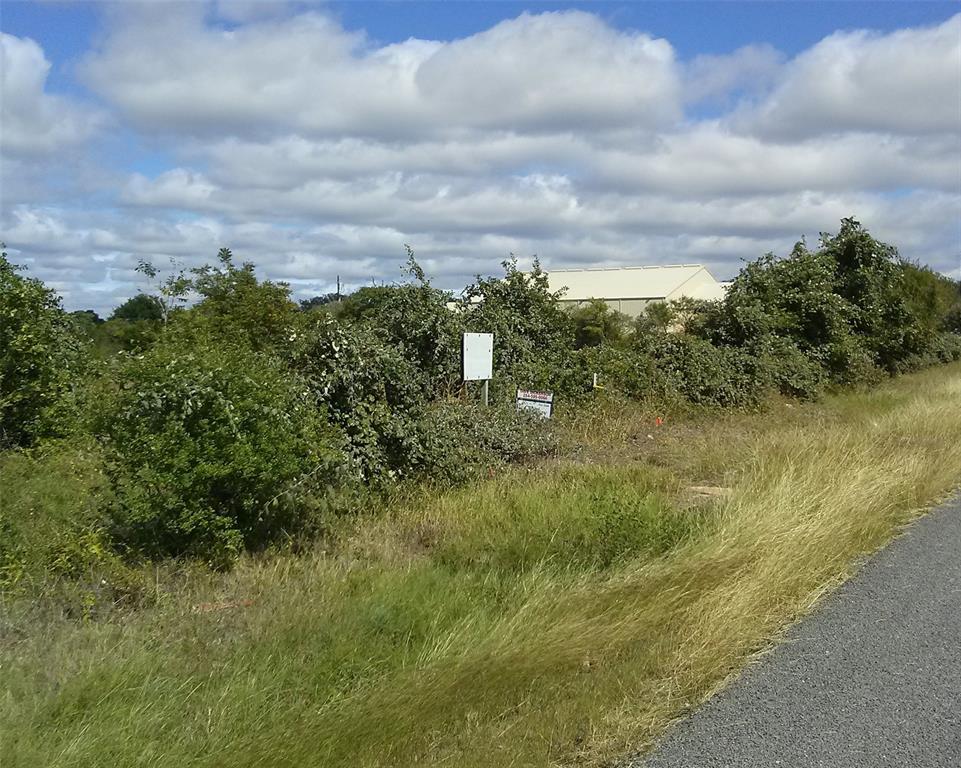 2045 N US Highway 377
