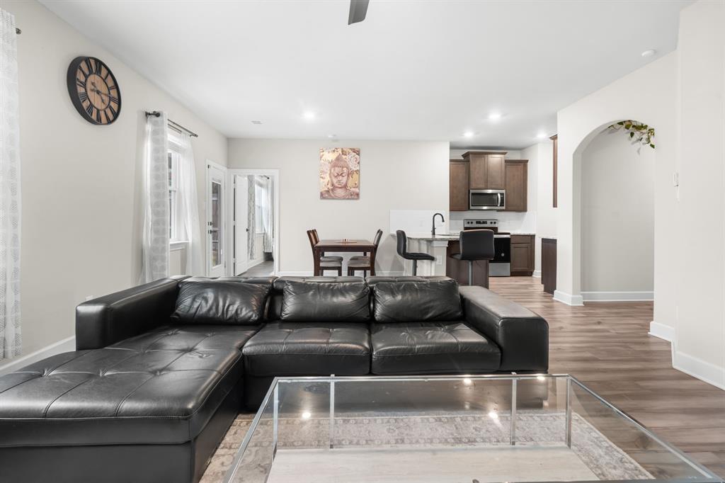 oak ridge - Residential Lease