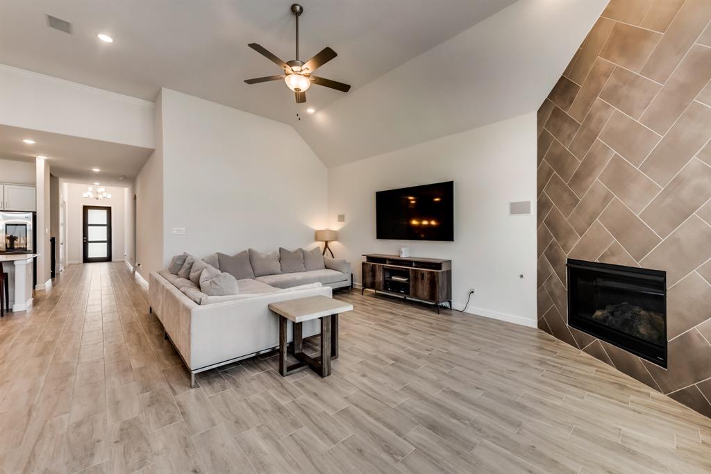 Sonoma Verde - Residential