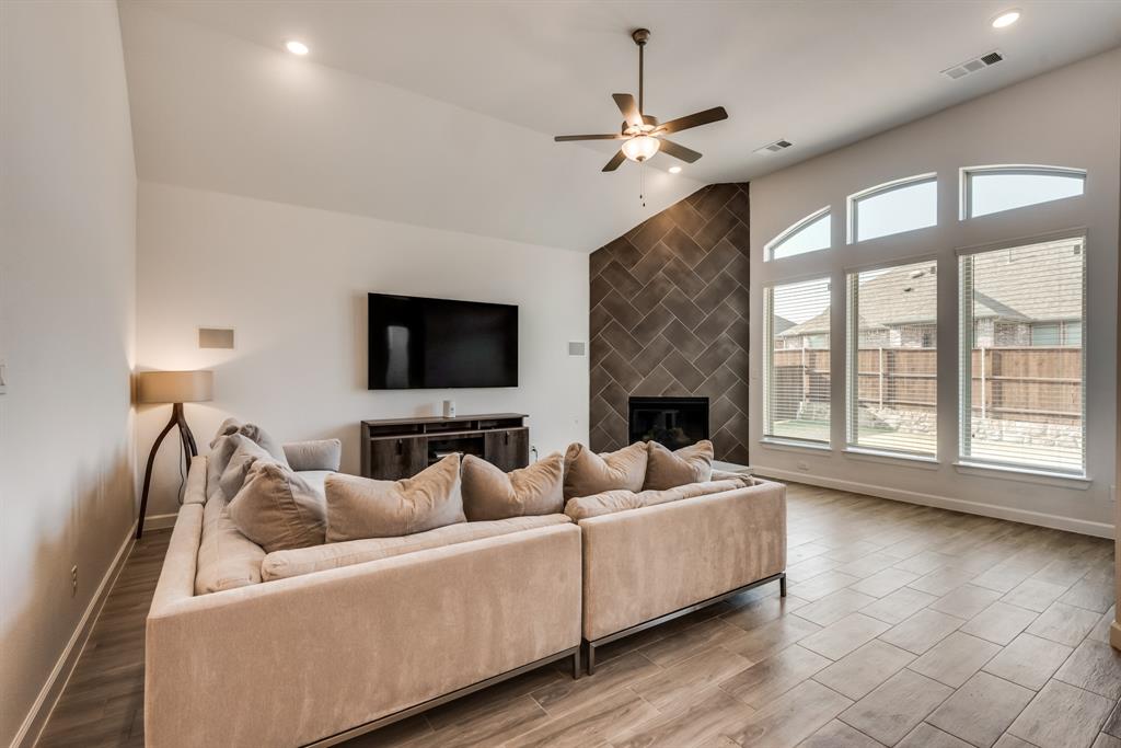 Sonoma Verde - Residential