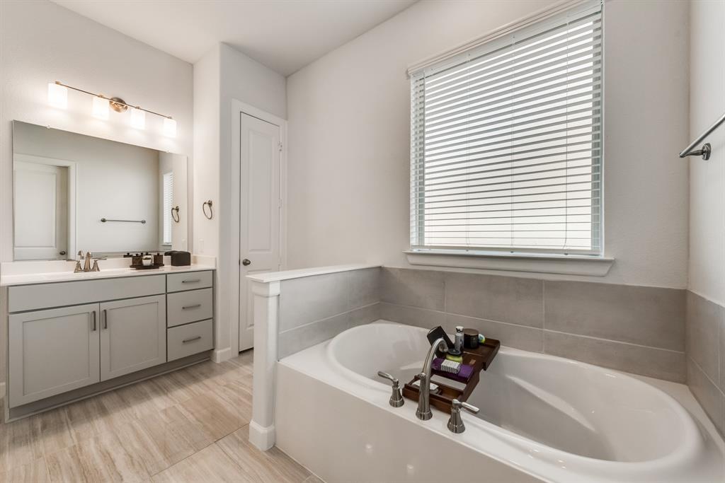 Sonoma Verde - Residential