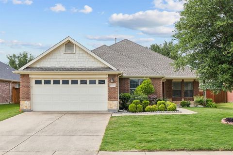 2912 Montalbo Grand Prairie TX 75054