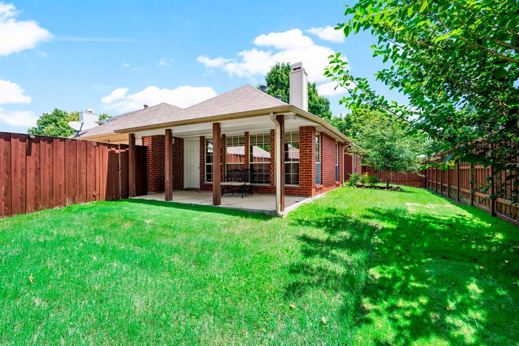 6107 Arlington Drive