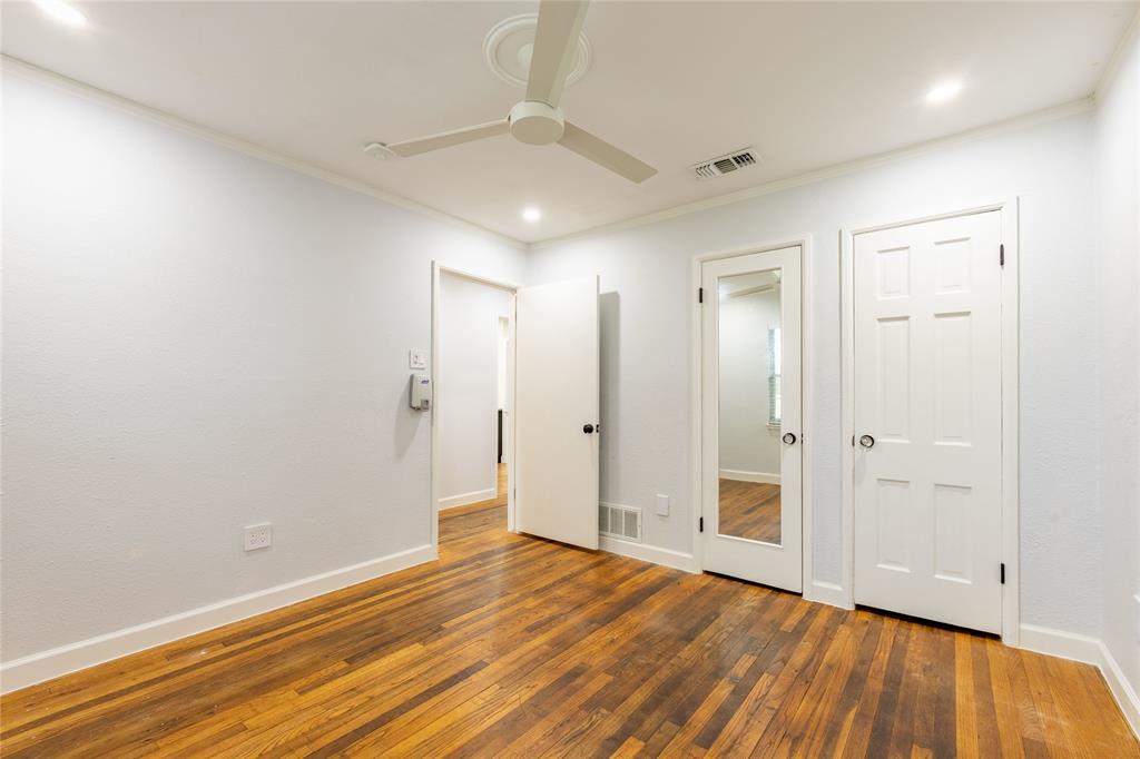 El Tivoli Place - Residential Lease