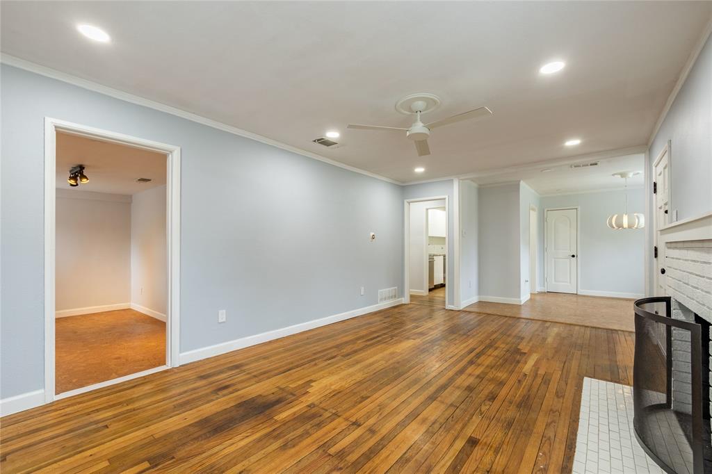 El Tivoli Place - Residential Lease