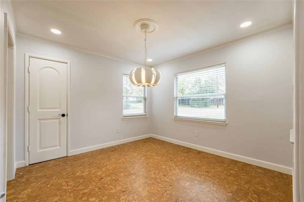 El Tivoli Place - Residential Lease