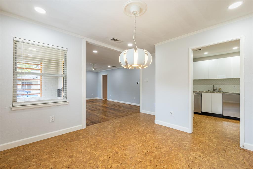 El Tivoli Place - Residential Lease