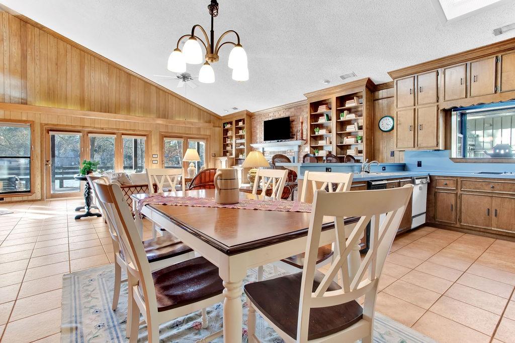 Hide A Way Lake - Residential