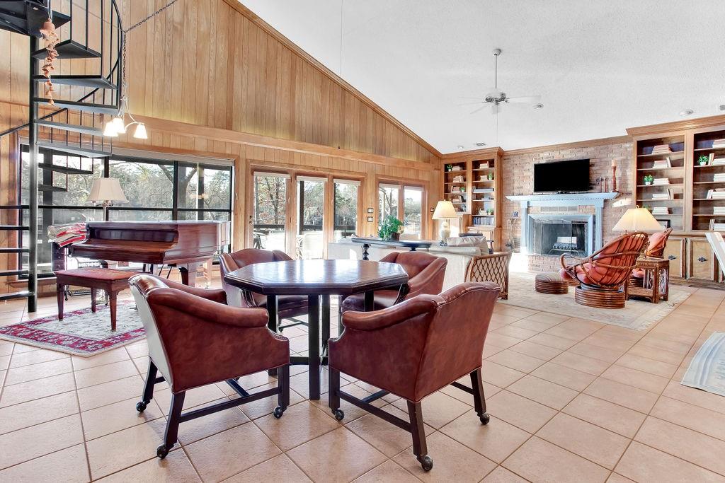 Hide A Way Lake - Residential