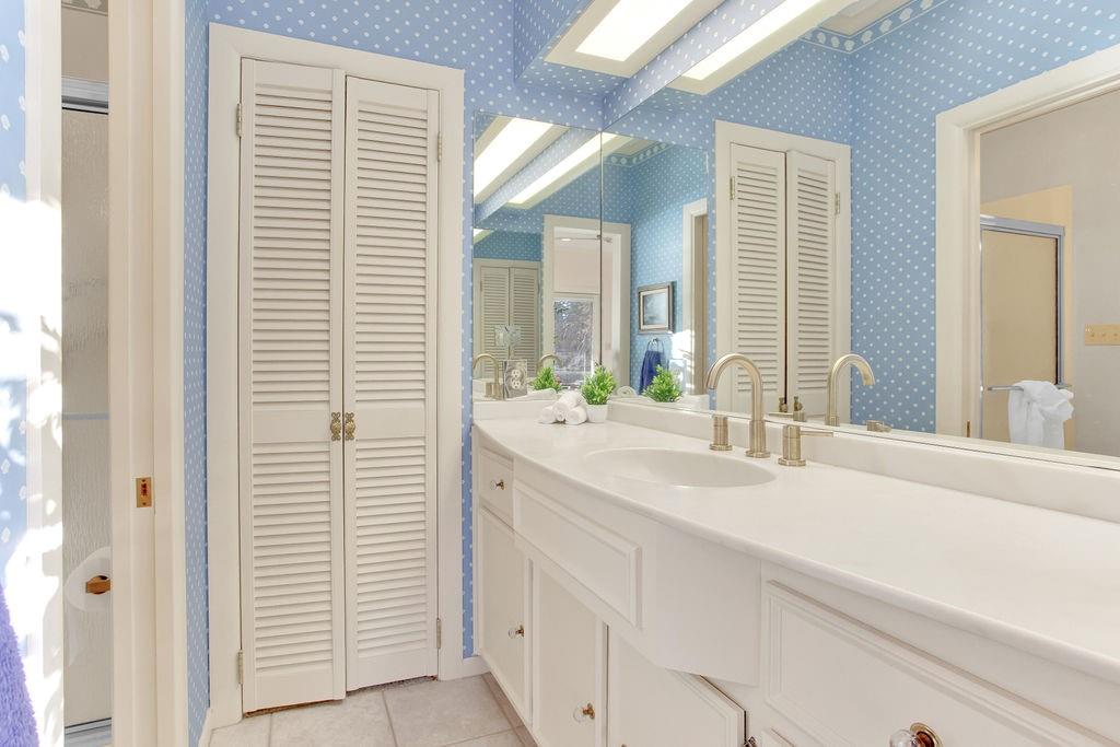 Hide A Way Lake - Residential