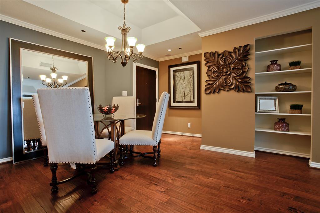 5909 Luther Lane 808