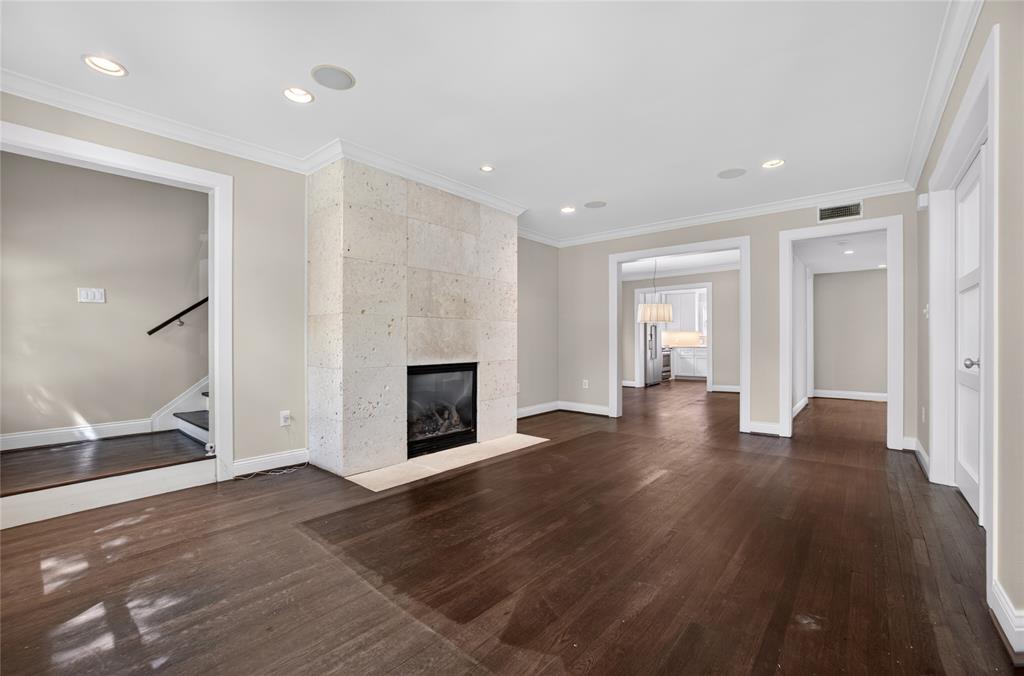 4009 Prescott Avenue