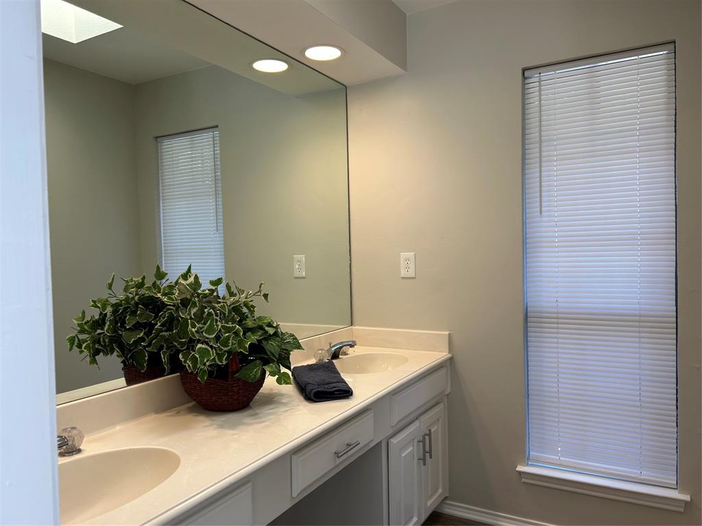 Villas On The Green Add - Residential Lease