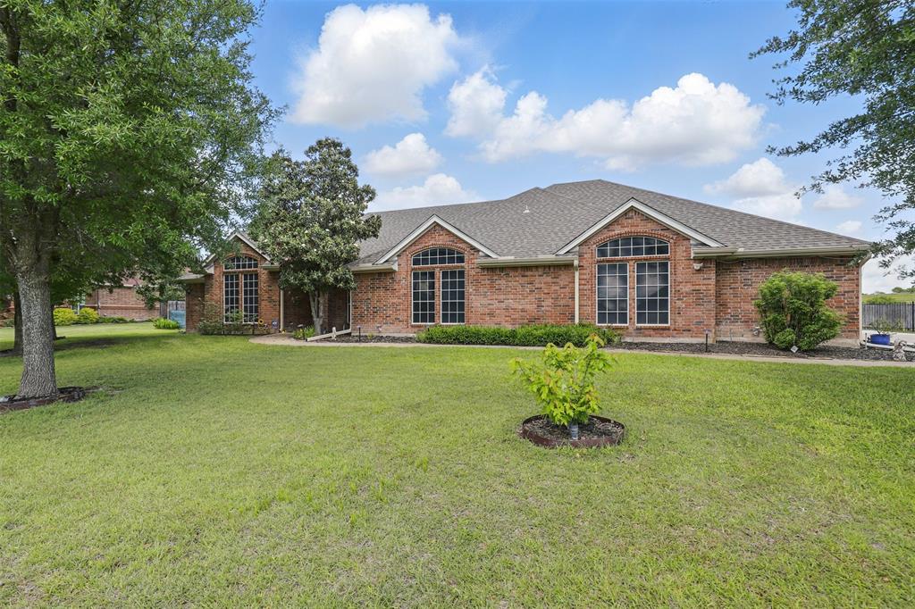 1233 Fox Hunt Trail