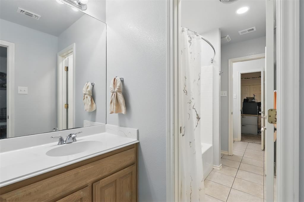 1233 Fox Hunt Trail