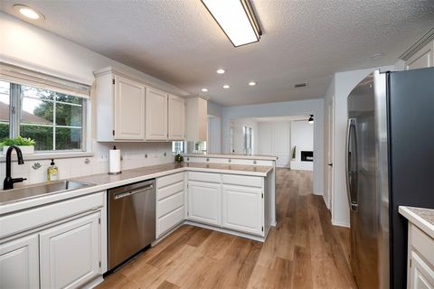 Tiny photo for 4901 Haverford Street, Arlington, TX 76016 (MLS # 21100766)