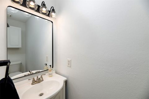 Tiny photo for 4901 Haverford Street, Arlington, TX 76016 (MLS # 21100766)