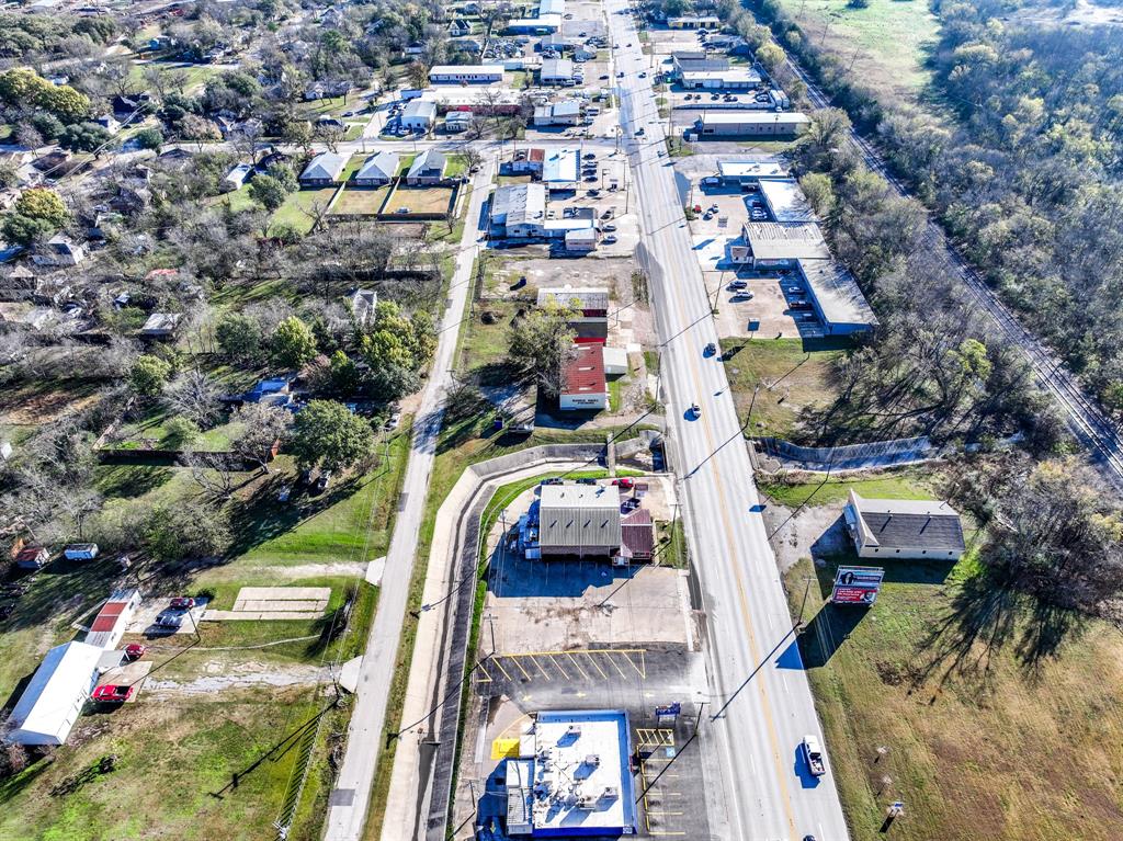 Moore & Nash - Commercial Sale