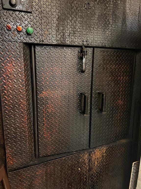 Moore & Nash - Commercial Sale