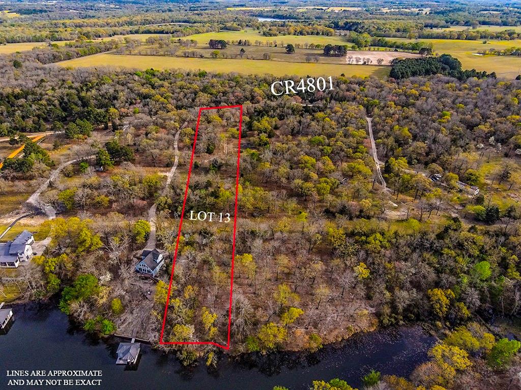 whispering oaks - Land