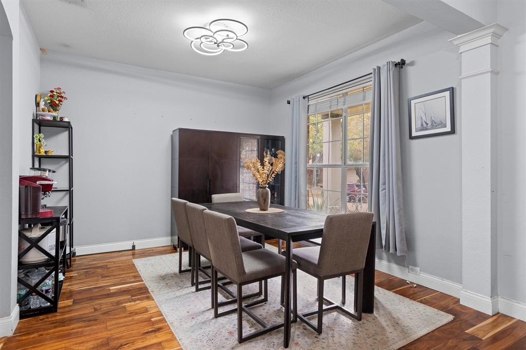 6920 Willow Crest Drive