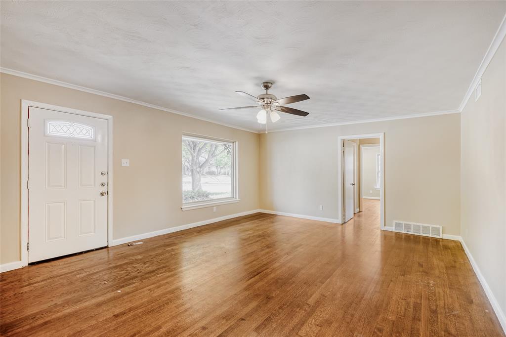 6612 E Mockingbird Lane