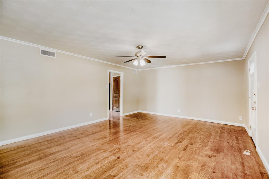 Bob-O-Links Down #4 - Residential