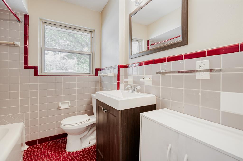 Bob-O-Links Down #4 - Residential