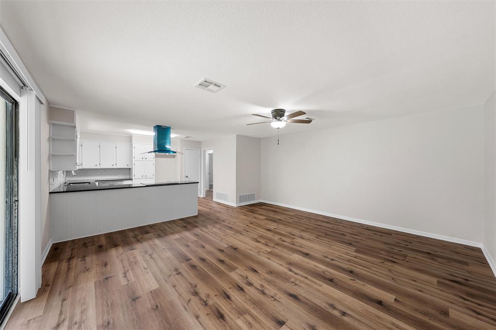 800 W Denison Drive