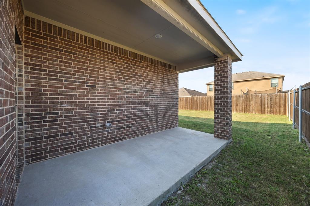 Verandah Ph 4 - Residential