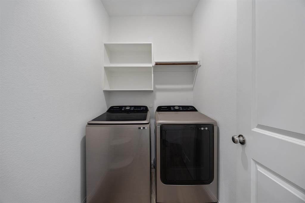 Verandah Ph 4 - Residential