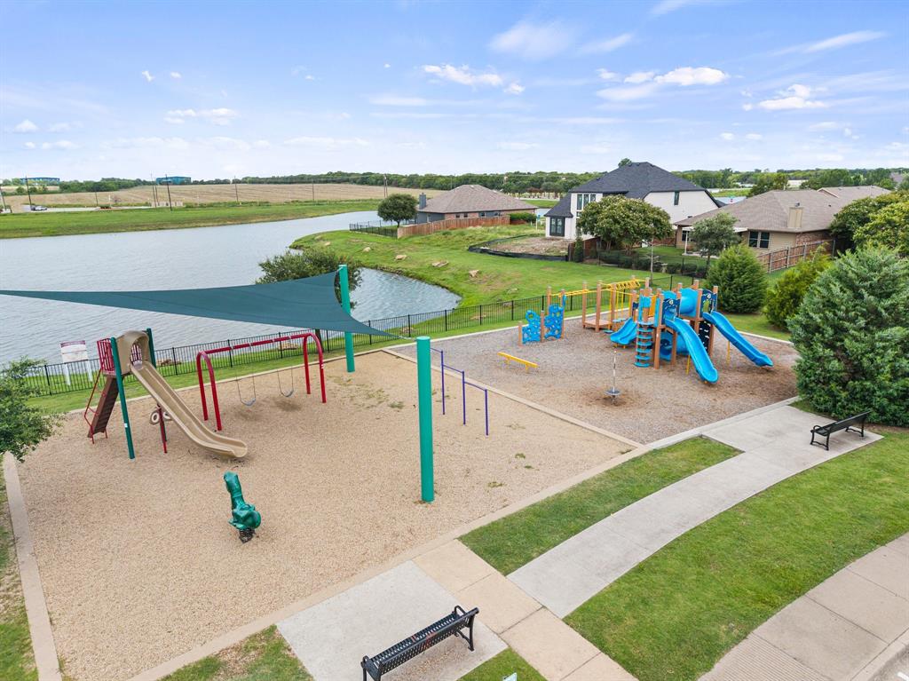 Verandah Ph 4 - Residential