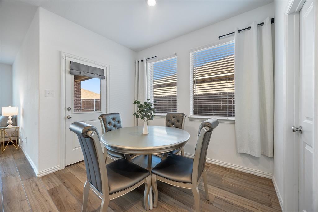 Verandah Ph 4 - Residential