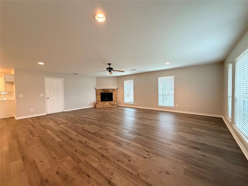 1502 Ridgewood Drive