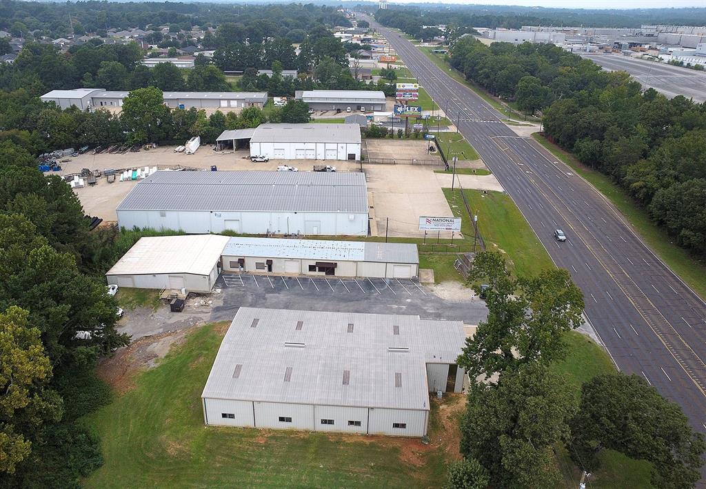 A100327 - A0327 C DEAN - Commercial Lease