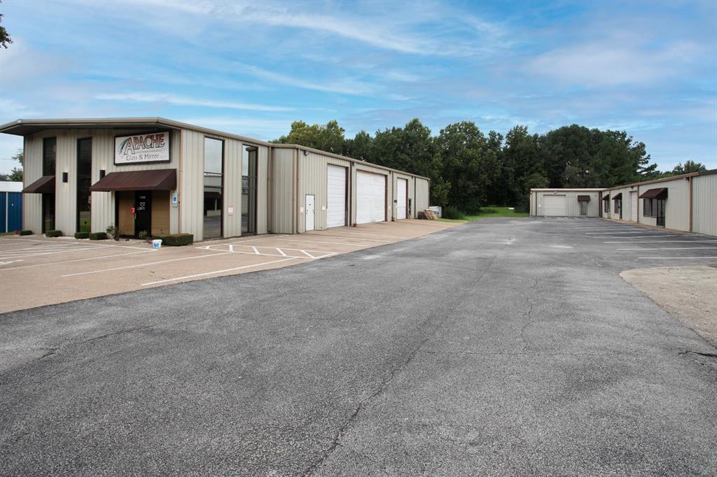 A100327 - A0327 C DEAN - Commercial Lease