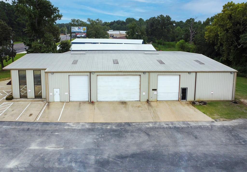 A100327 - A0327 C DEAN - Commercial Lease