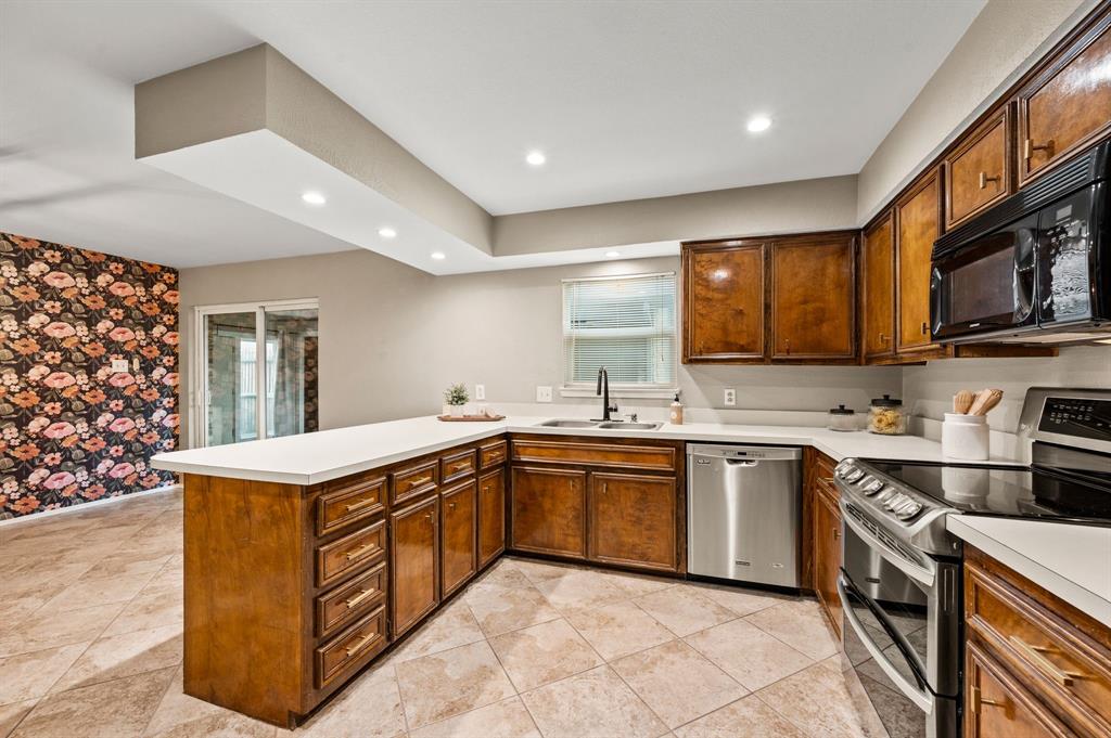 Shady Brook Twnhs Add - Residential