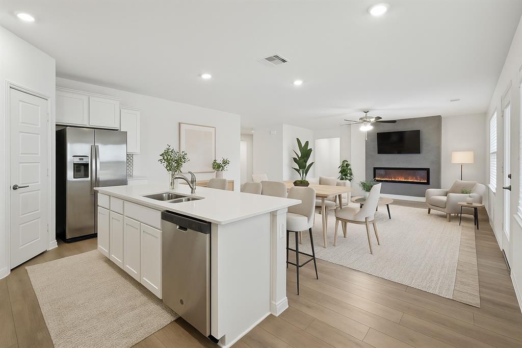 211 Exploration Way