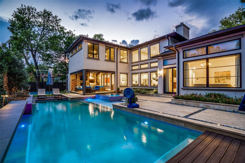 Manchester Downs - Residential