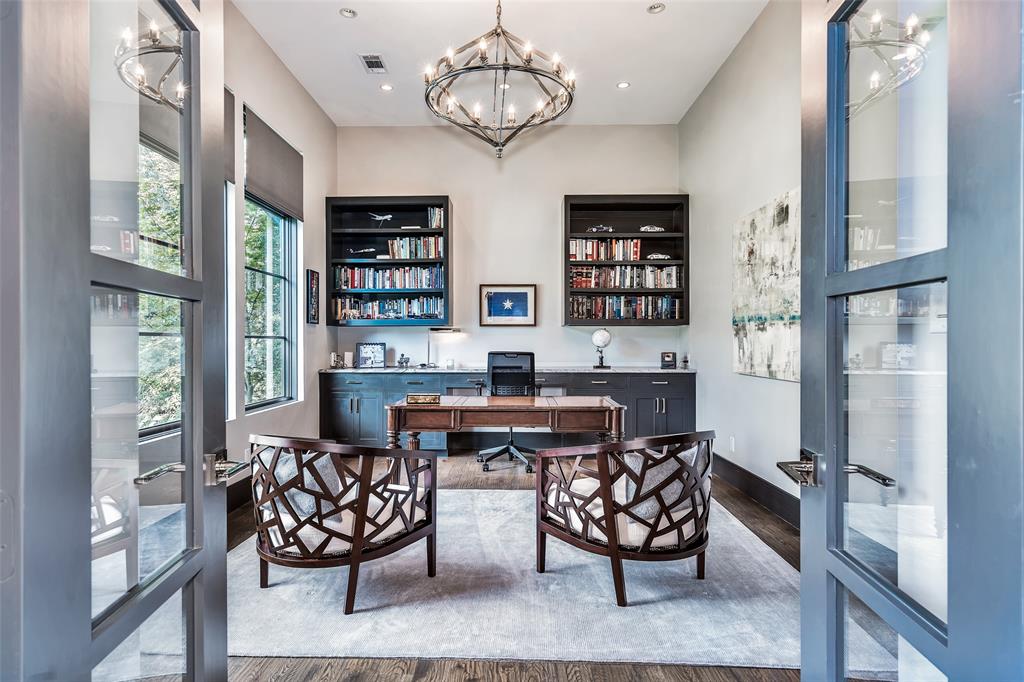 Manchester Downs - Residential