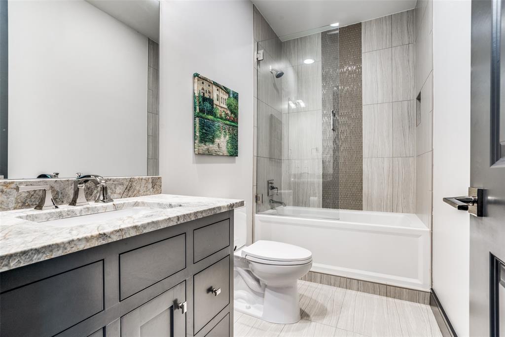 Manchester Downs - Residential