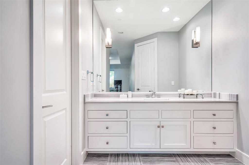 Manchester Downs - Residential