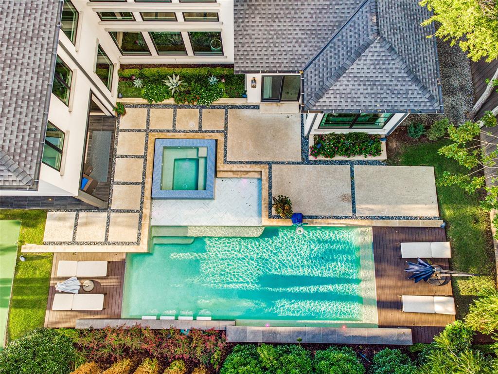 Manchester Downs - Residential