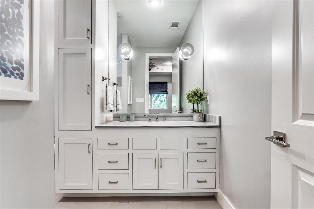 Manchester Downs - Residential