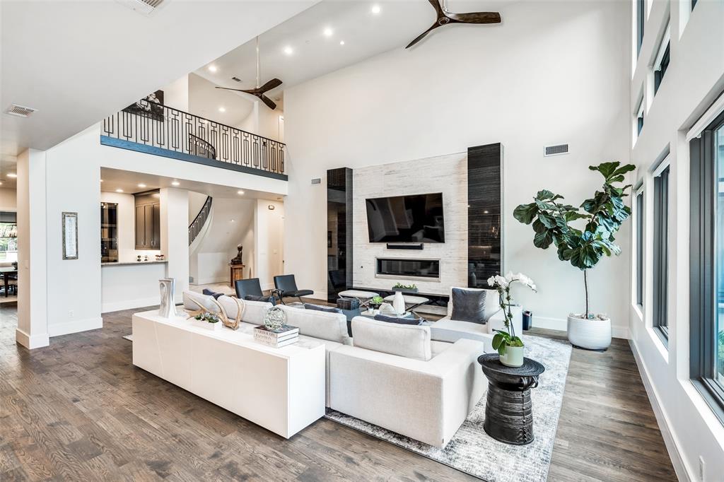 Manchester Downs - Residential