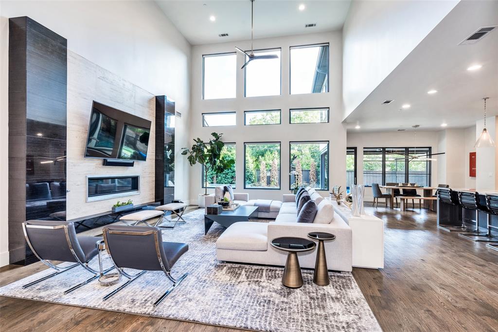 Manchester Downs - Residential