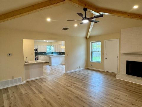 6513 Circleview Drive North Richland Hills TX 76180