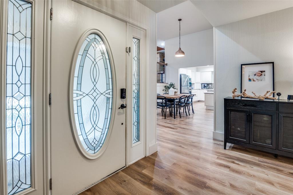 902 Sleepy Hollow Drive