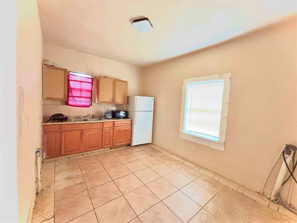 870 SW 4th st